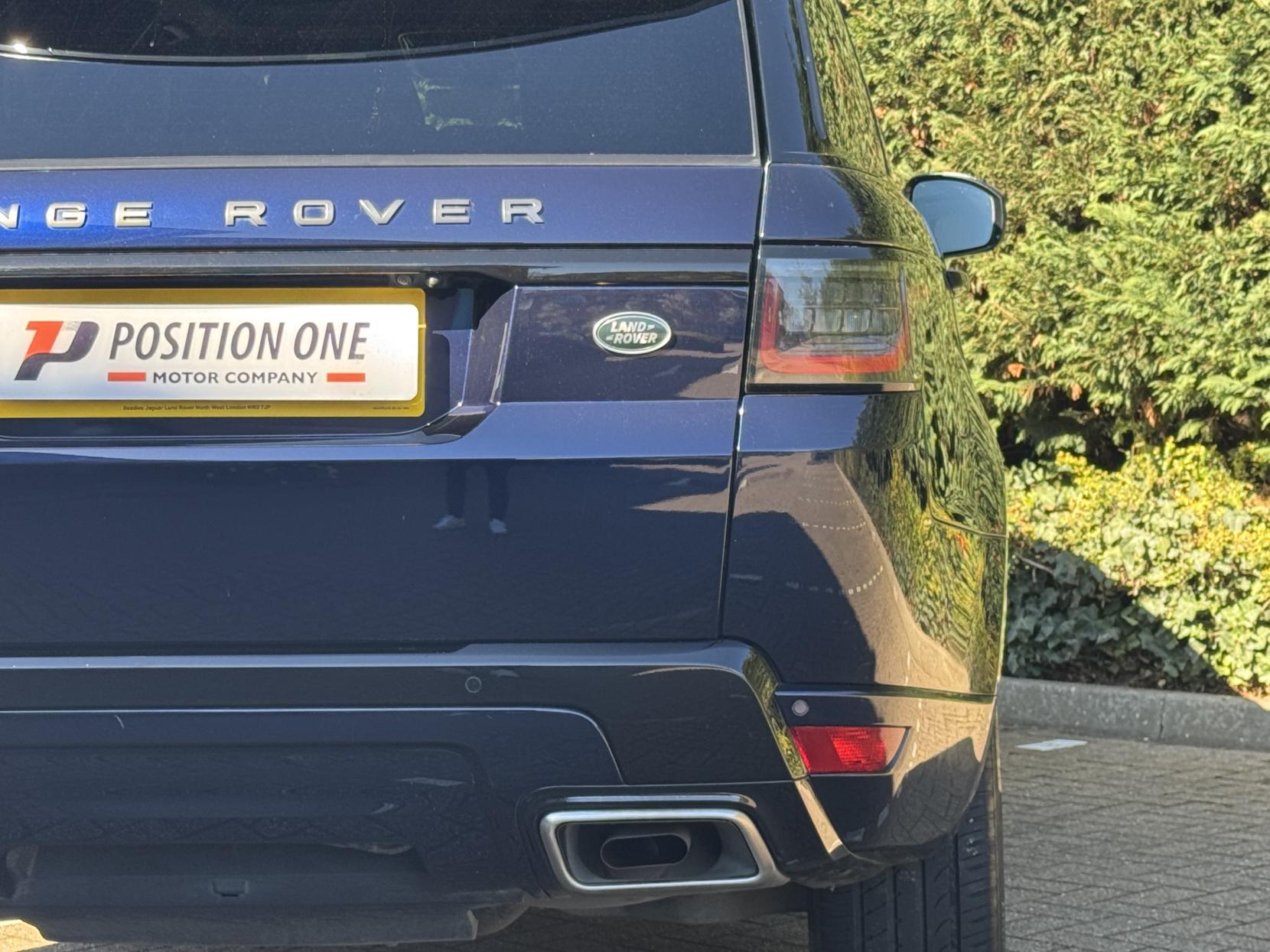 Land Rover Range Rover Sport 3.0 P400 MHEV HSE Dynamic SUV 5dr Petrol Auto 4WD Euro 6 (s/s) (400 ps)