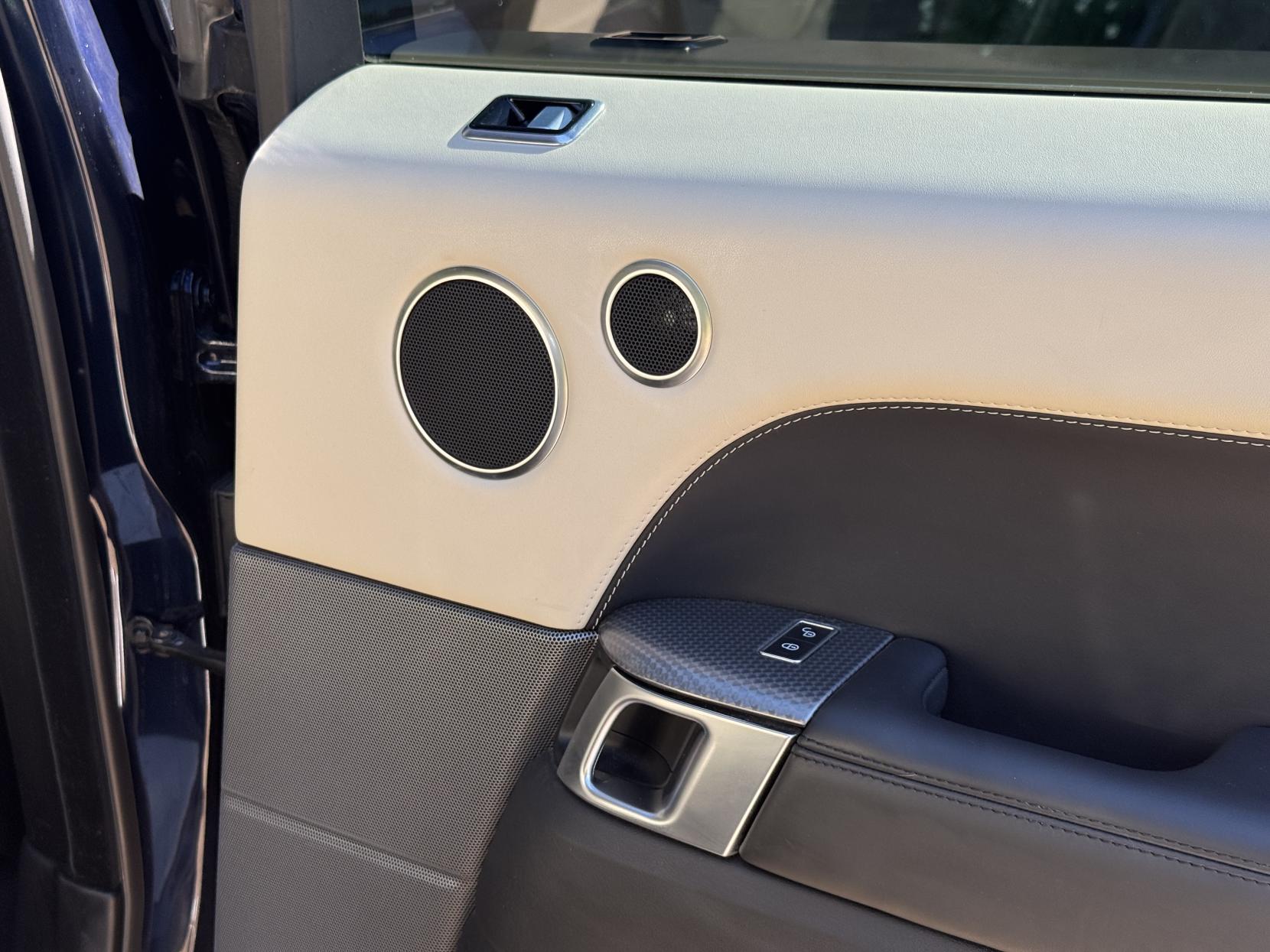 Land Rover Range Rover Sport 3.0 P400 MHEV HSE Dynamic SUV 5dr Petrol Auto 4WD Euro 6 (s/s) (400 ps)