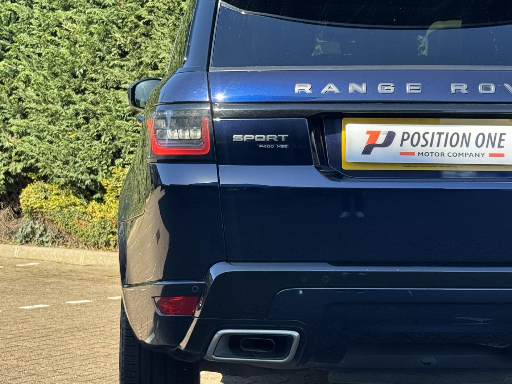 Land Rover Range Rover Sport 3.0 P400 MHEV HSE Dynamic SUV 5dr Petrol Auto 4WD Euro 6 (s/s) (400 ps)