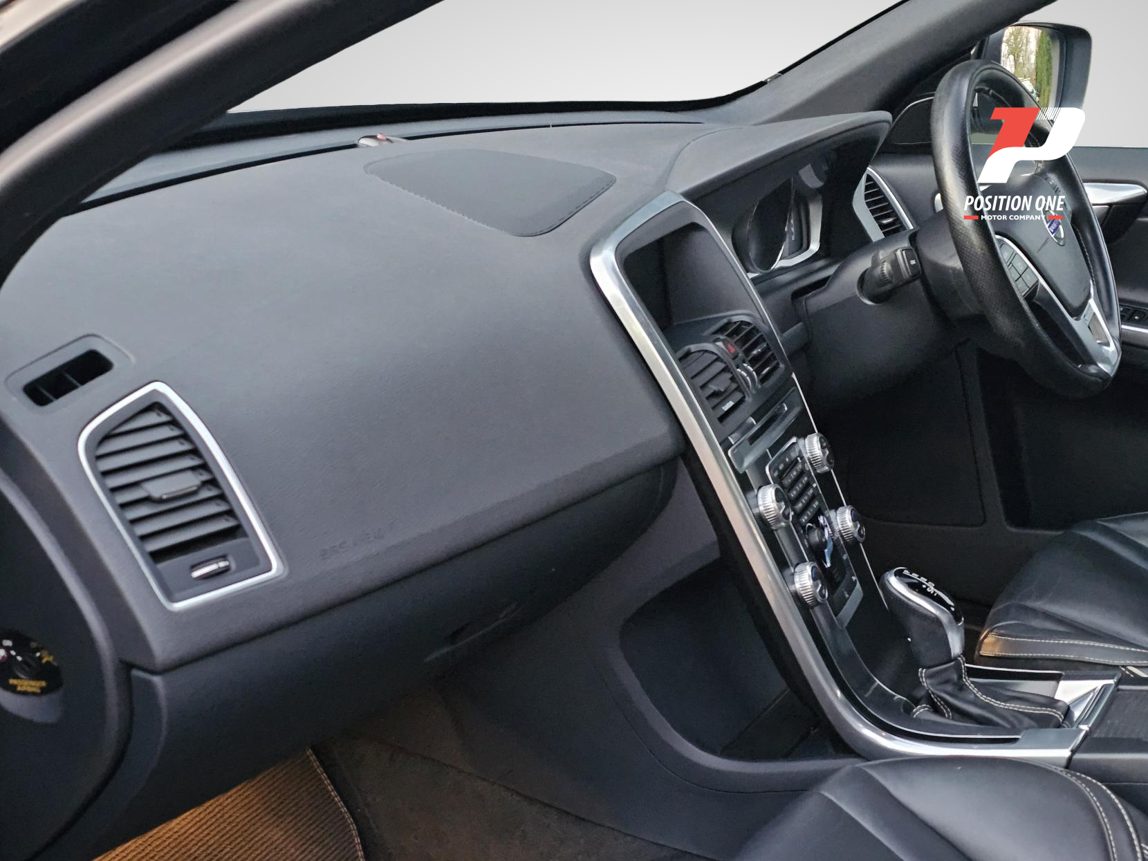 Volvo XC60 2.0 D4 R-Design Lux Nav SUV 5dr Diesel Auto Euro 6 (s/s) (190 ps)